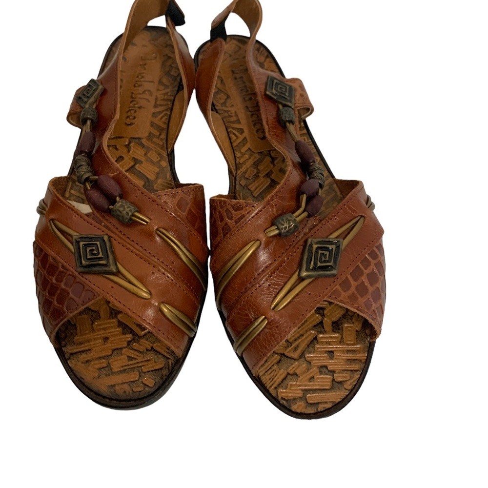 Daniela Vetees Sandals Leather Flats Beaded Embossed Brown, Gold Slingback 10 B